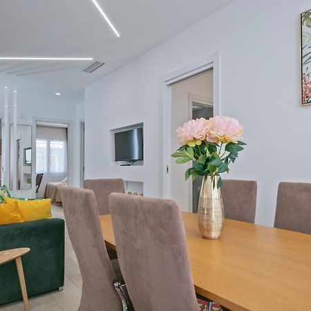 Boutique Plaza Catalonia Suites Cornella Cornellà de Llobregat Екстериор снимка