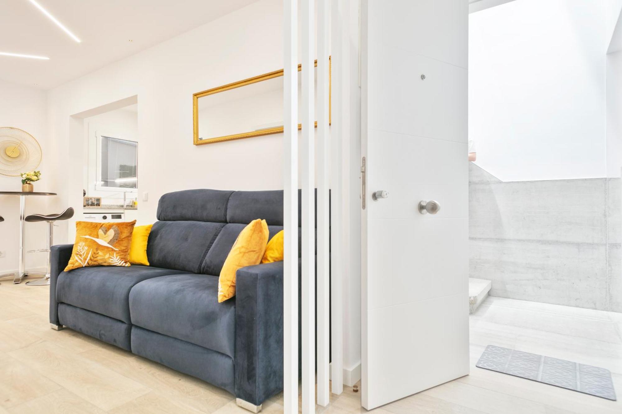 Boutique Plaza Catalonia Suites Cornella Cornellà de Llobregat Екстериор снимка