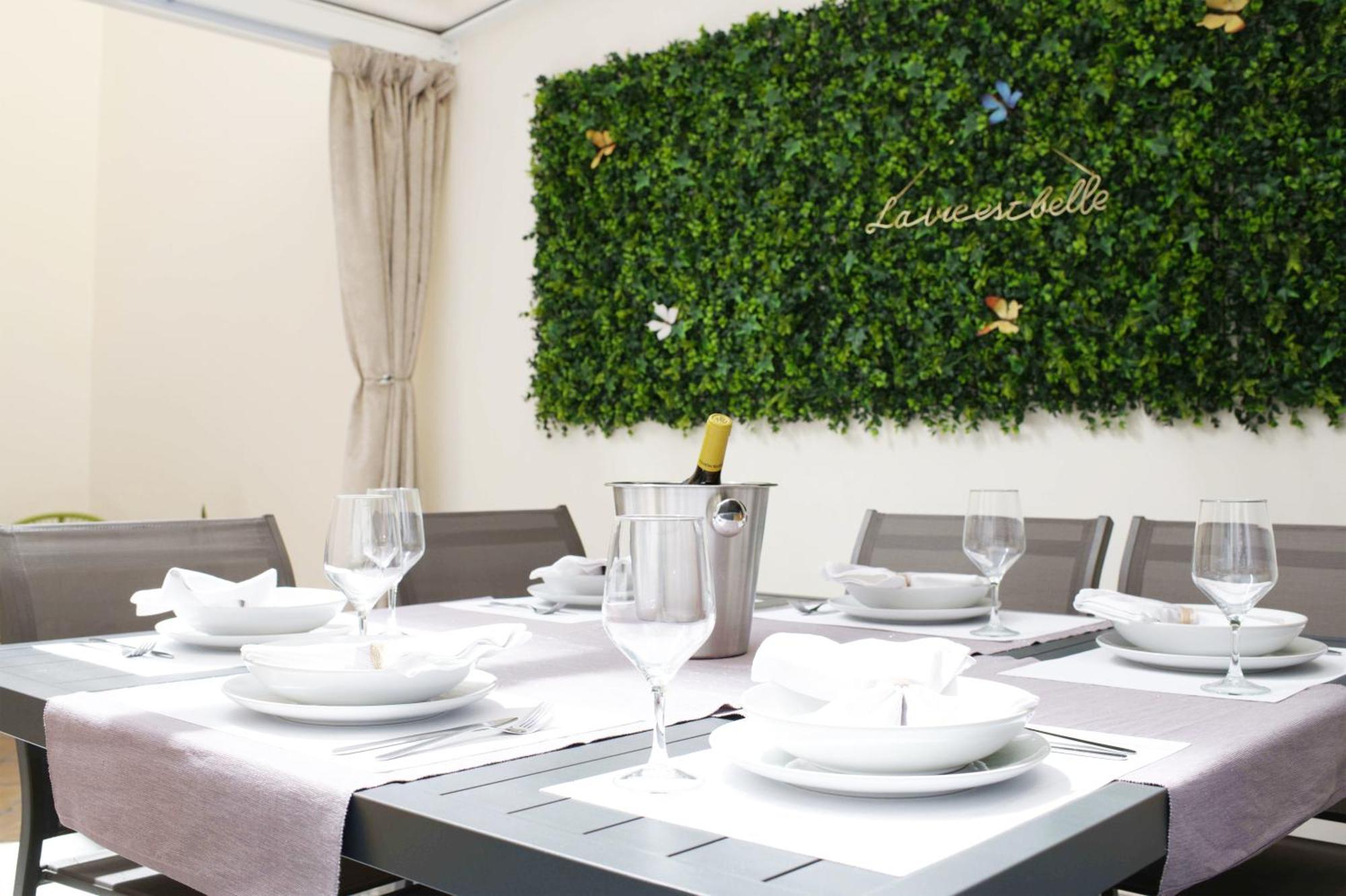 Boutique Plaza Catalonia Suites Cornella Cornellà de Llobregat Екстериор снимка