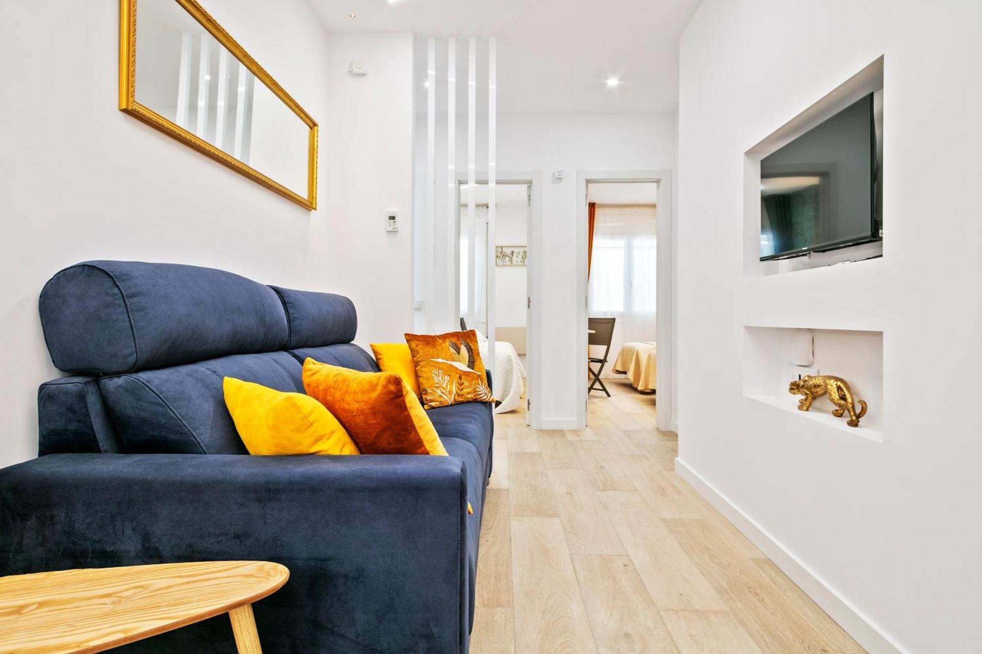 Boutique Plaza Catalonia Suites Cornella Cornellà de Llobregat Екстериор снимка