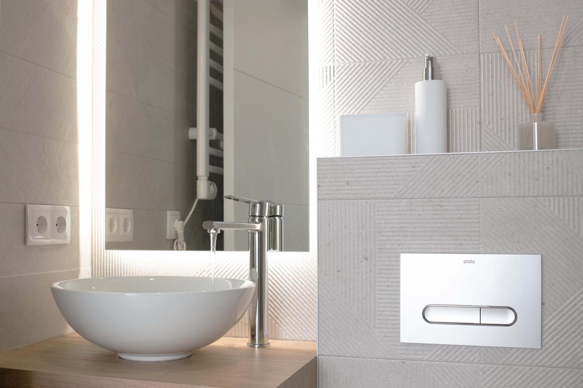 Boutique Plaza Catalonia Suites Cornella Cornellà de Llobregat Екстериор снимка