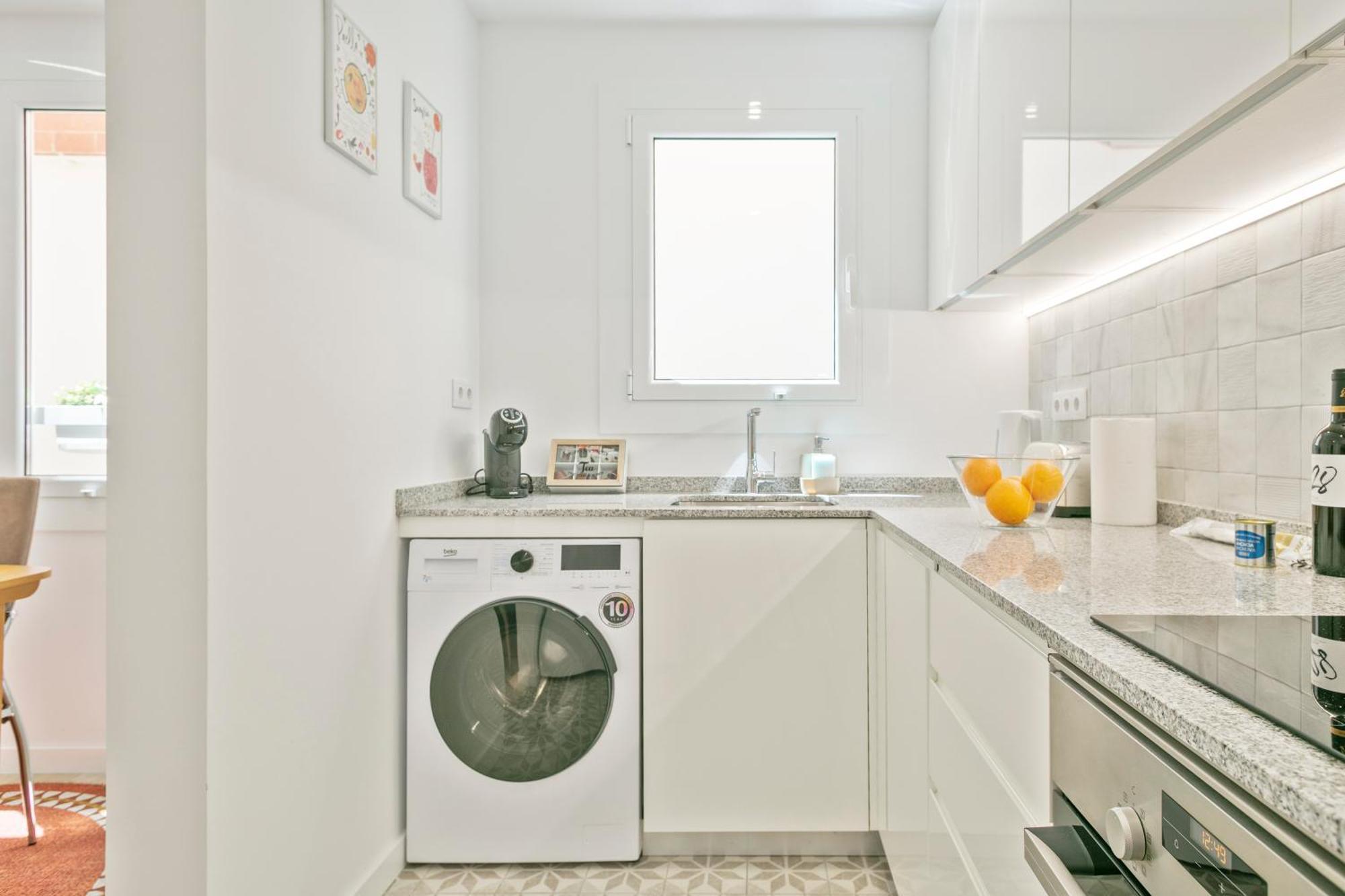 Boutique Plaza Catalonia Suites Cornella Cornellà de Llobregat Екстериор снимка
